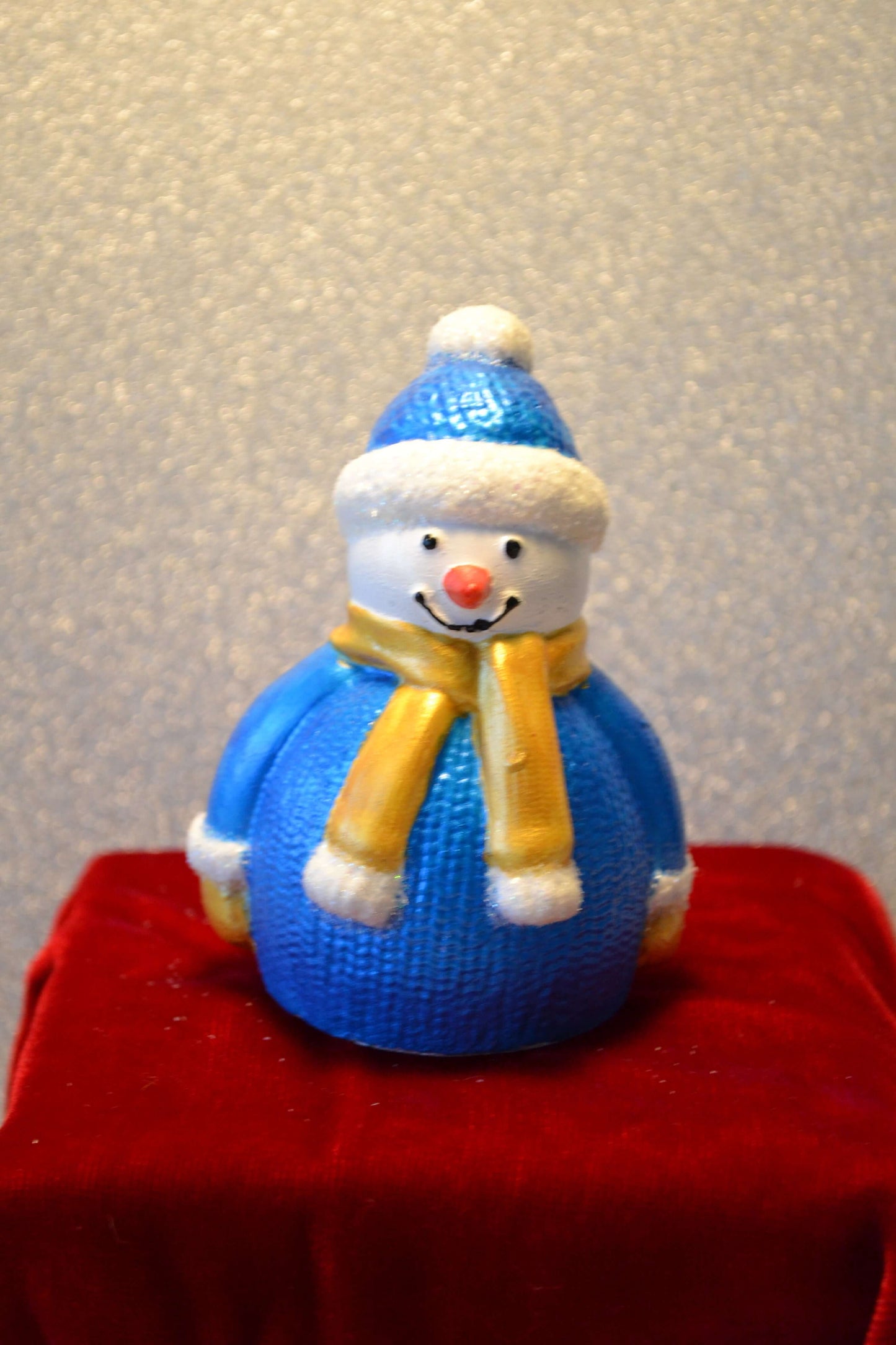 Hand-Painted Snowman Figurines. Christmas Holiday Decorations