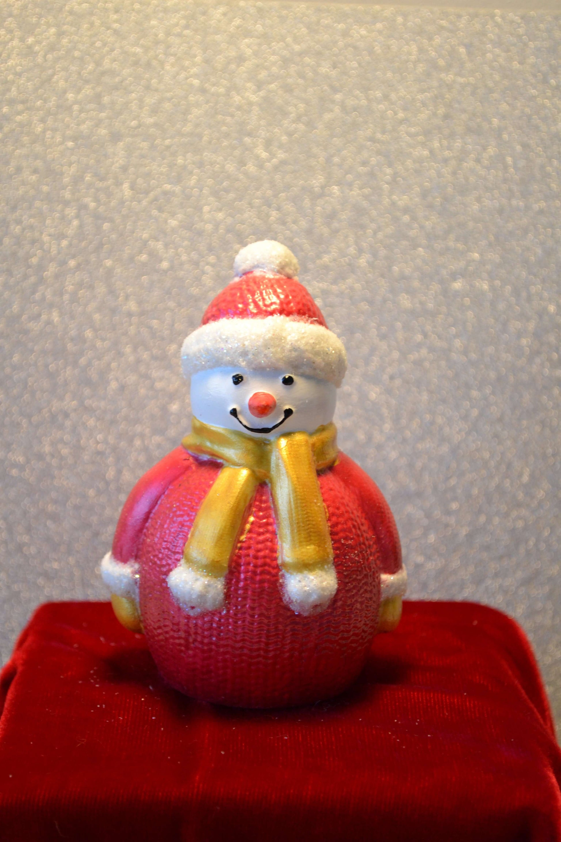 Hand-Painted Snowman Figurines. Christmas Holiday Decorations