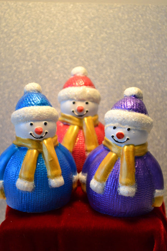 Hand-Painted Snowman Figurines. Christmas Holiday Decorations